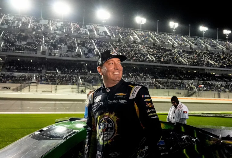 NASCAR легендасы Кайл Буш 41 жашында күтүүсүз дүйнөдөн кайтты